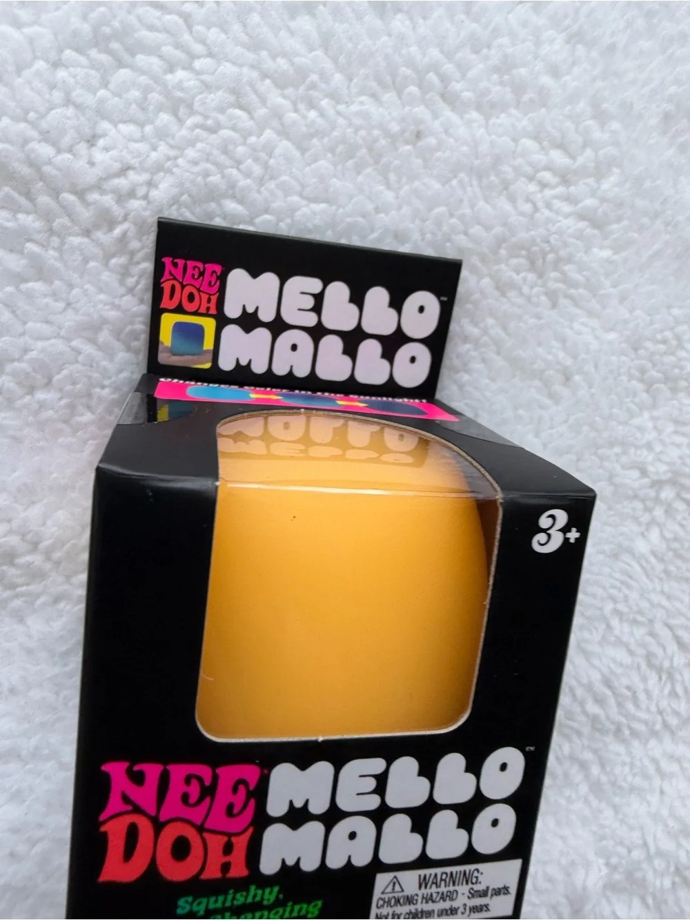 NIB Mello Mallo Yellow Squishy Marshmallow Toy NEEDOH